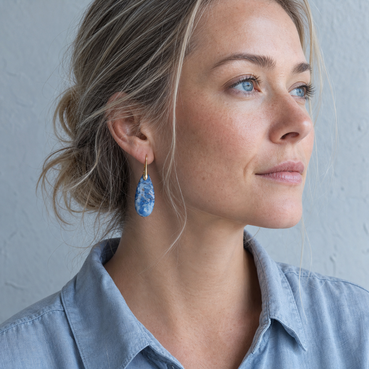 SOFT BLUE